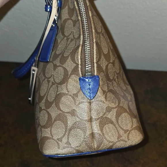 Coach Peyton Signature Cora Domed Satchel - Picture 10 of 16